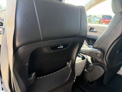 Used 2023 Chrysler Pacifica Touring-L FWD image 32