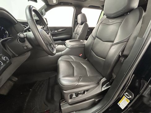 Used 2020 Cadillac Escalade Platinum w/ Escalade Sport Edition image 31