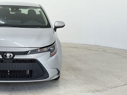 Used 2022 Toyota Corolla LE image 20