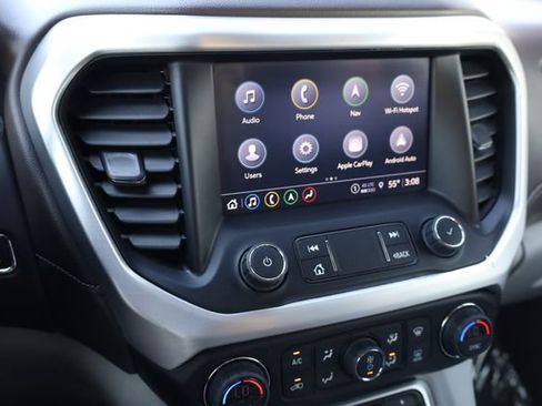 Used 2023 GMC Acadia SLT image 17