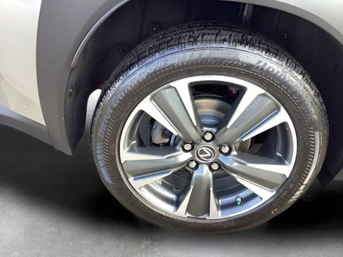 Used 2020 Lexus UX 250h w/ Accessory Package 2 image 11