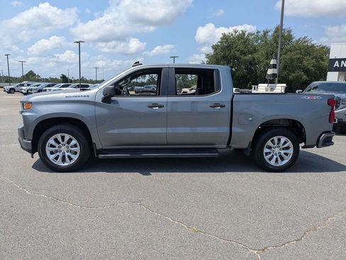 Used 2020 Chevrolet Silverado 1500 Custom w/ Custom Value Package AWD/4WD image 7