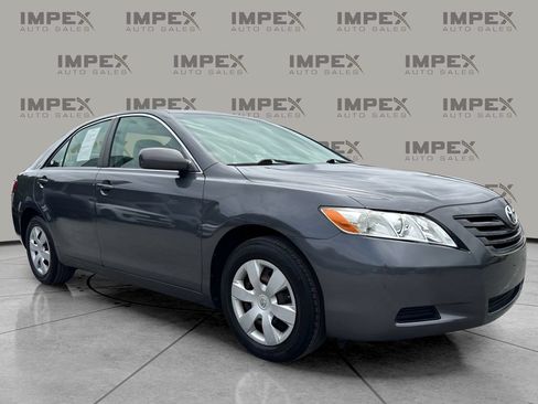 Used 2008 Toyota Camry LE FWD image 7