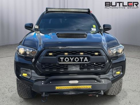 Used 2019 Toyota Tacoma TRD Pro image 8