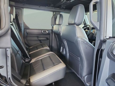 New 2025 Ford Bronco Outer Banks image 18