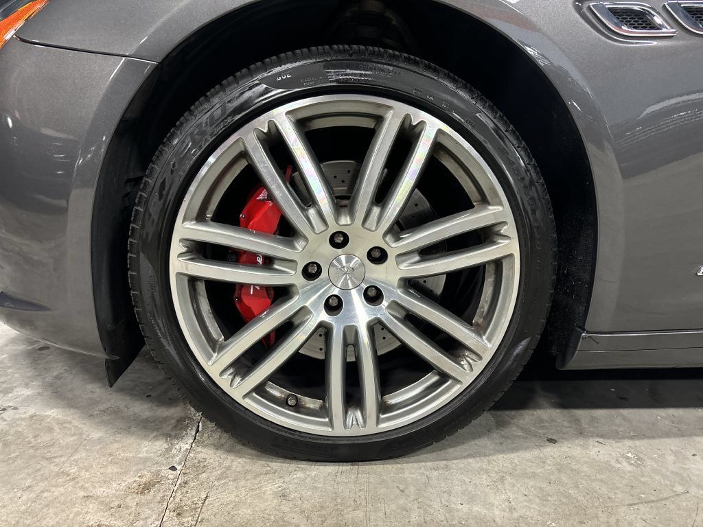 Used 2018 Maserati Quattroporte S GranLusso RWD image 41