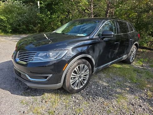 Used 2018 Lincoln MKX Reserve w/ Lincoln MKX Climate Package AWD/4WD image 3