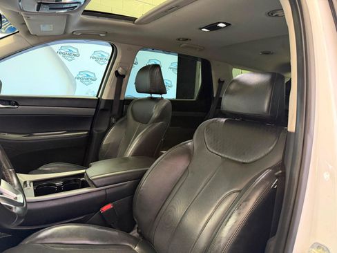 Used 2022 Hyundai Palisade SEL w/ 8P Bench Seat Package FWD image 16