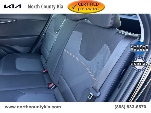 Certified 2025 Kia Niro LX image 15
