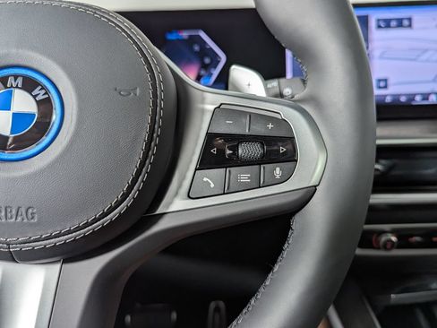 New 2026 BMW X5 xDrive50e w/ M Sport Package AWD/4WD image 27