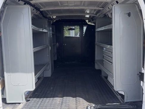 Used 2021 GMC Savana 2500 w/ Driver Convenience Package image 8