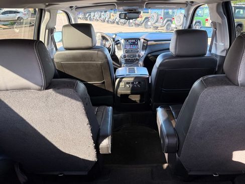 Used 2017 GMC Yukon Denali AWD/4WD image 22