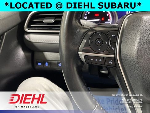 Used 2021 Toyota Camry XLE image 22