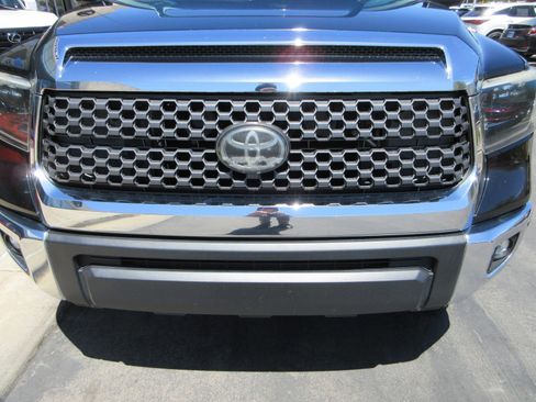 Used 2019 Toyota Tundra SR5 AWD/4WD image 15