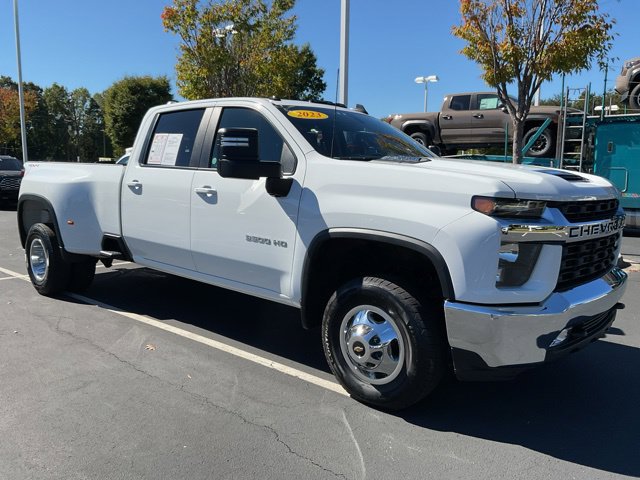 Used 2023 Chevrolet Silverado 3500 LT w/ Convenience Package AWD/4WD image 5