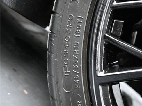 Used 2023 Chevrolet Corvette Stingray Preferred Cpe w/ Stealth Interior Trim Package image 45