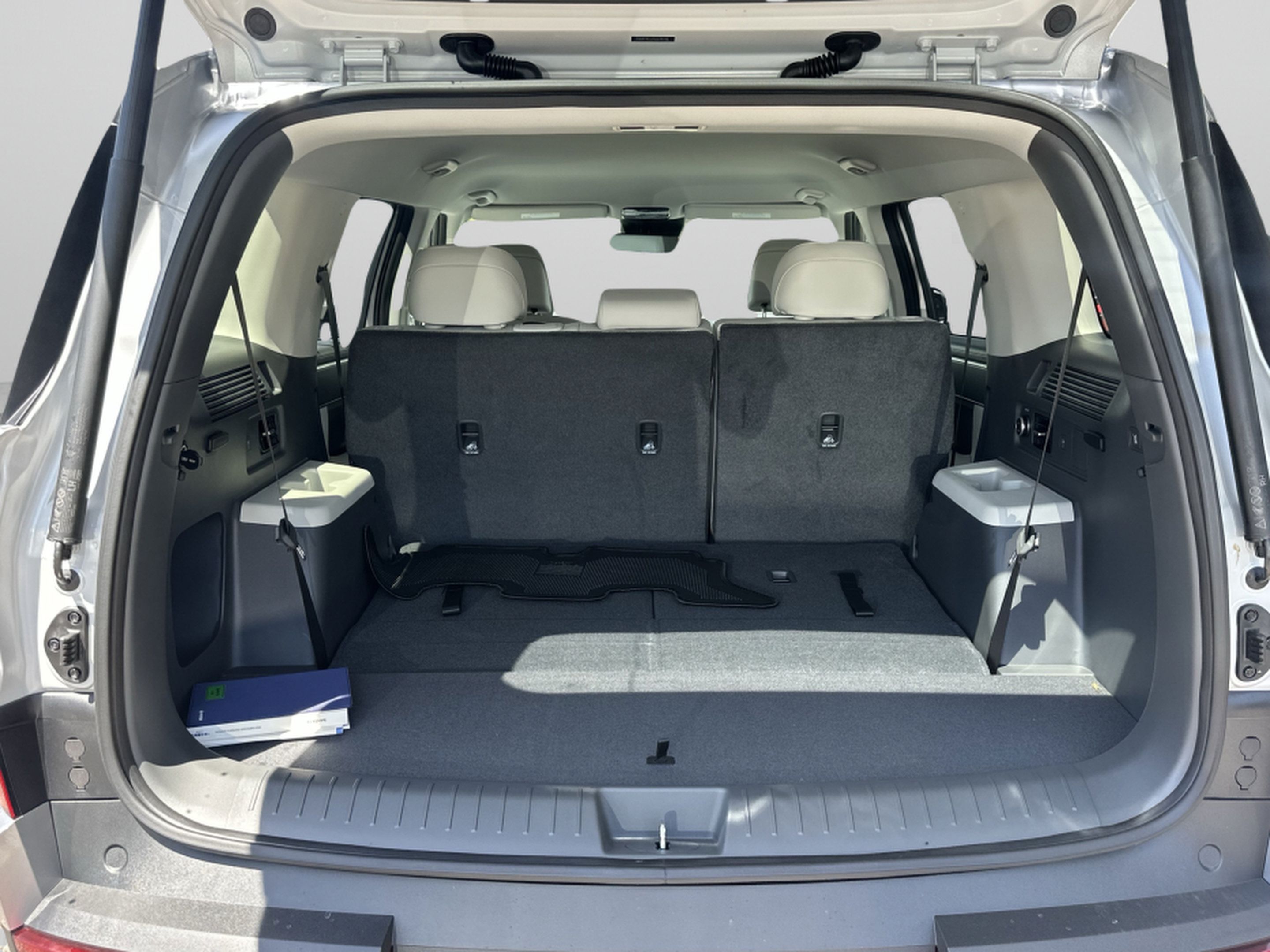New 2027 Hyundai Santa Fe SEL FWD image 6