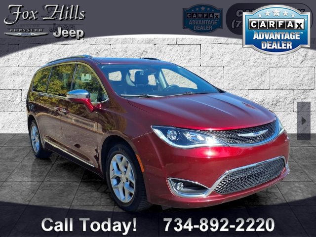 Used 2020 Chrysler Pacifica Limited w/ 8-pass Seating Package FWD image 1