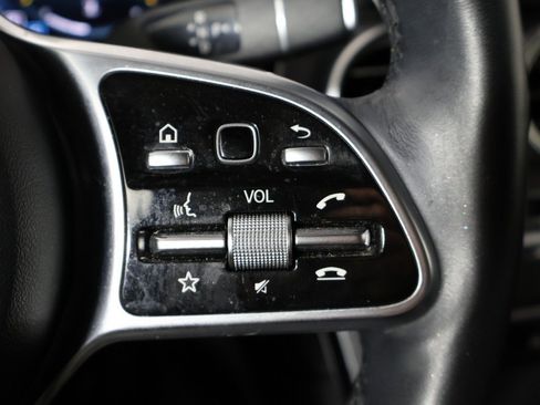 Used 2021 Mercedes-Benz GLC 300 4MATIC w/ Multimedia Package image 47