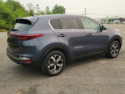 Used 2020 Kia Sportage LX AWD/4WD image 5