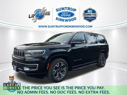Used 2023 Jeep Wagoneer Series III w/ Preferred Equipment Group