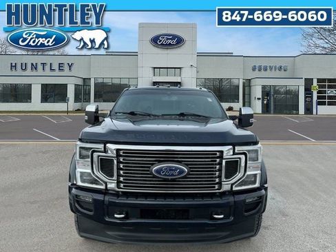 Used 2022 Ford F450 Platinum w/ FX4 Off-Road Package image 3