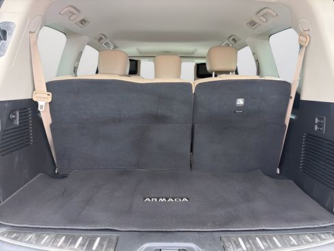 Used 2021 Nissan Armada Platinum RWD image 12