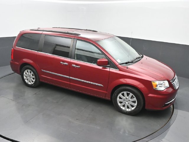 Used 2016 Chrysler Town & Country Touring w/ Driver Convenience Group FWD image 42