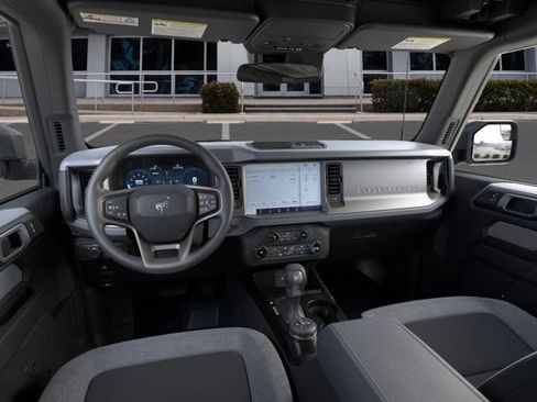 New 2026 Ford Bronco 2-Door AWD/4WD image 9