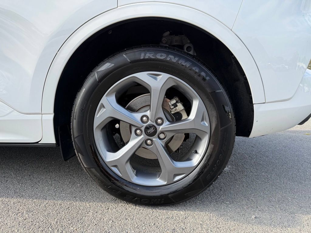 Used 2023 Ford Escape ST-Line w/ Tech Pack #1 FWD image 34