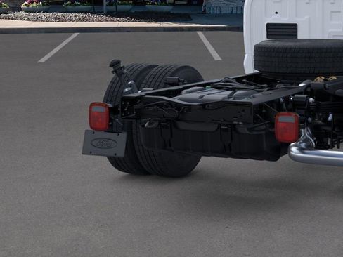 New 2025 Ford F350 XL w/ XL Chrome Package image 21