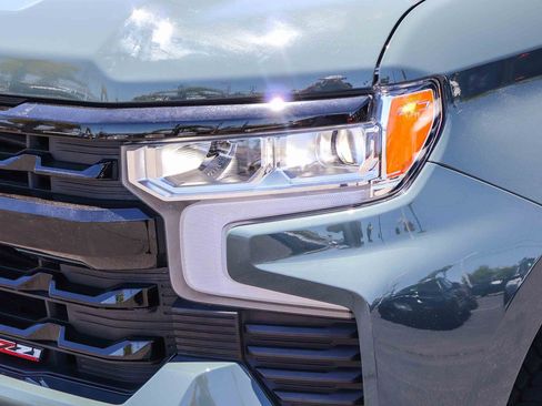 Used 2026 Chevrolet Silverado 1500 LT Trail Boss w/ Safety Package AWD/4WD image 10