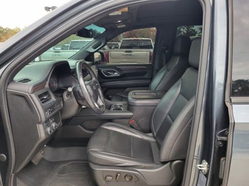 Used 2021 Chevrolet Tahoe Z71 w/ Rear Media and Nav Package image 12