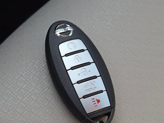 Used 2021 Nissan Rogue SV w/ Premium Package AWD/4WD image 38