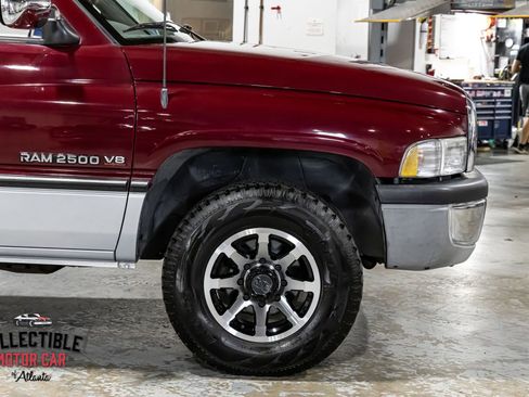 Used 1996 Dodge Ram 2500 Truck 2WD Club Cab image 25