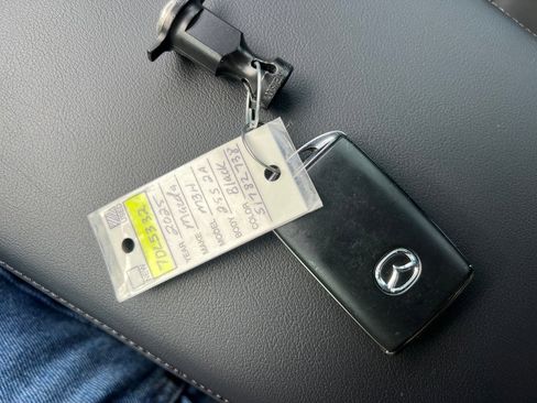 Certified 2025 MAZDA MAZDA3 s image 35
