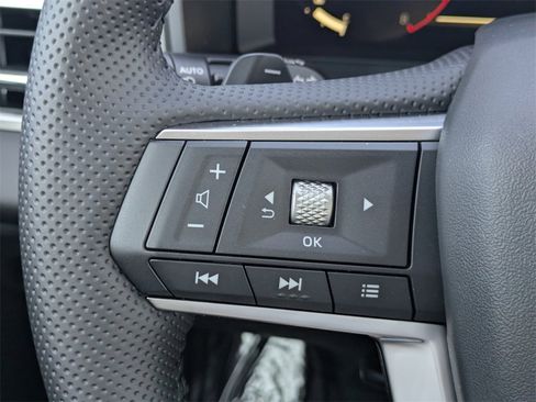 New 2025 Mitsubishi Outlander SE image 27