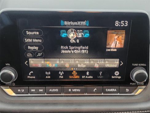 Certified 2025 Nissan Rogue SV image 17