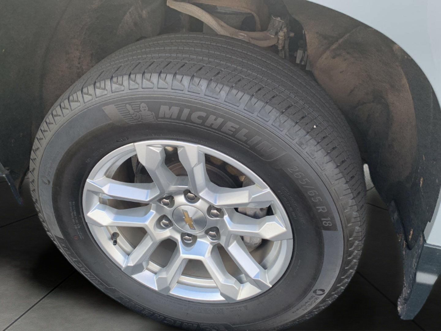 Used 2024 Chevrolet Silverado 1500 LT AWD/4WD image 24