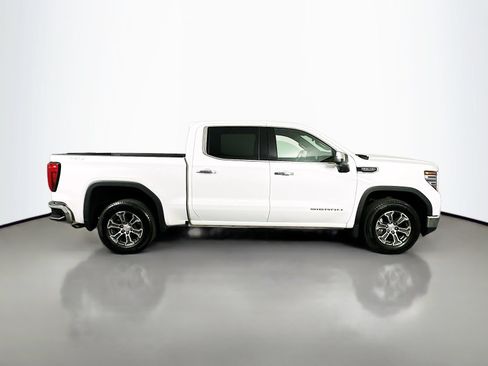 Used 2025 GMC Sierra 1500 SLT AWD/4WD image 8