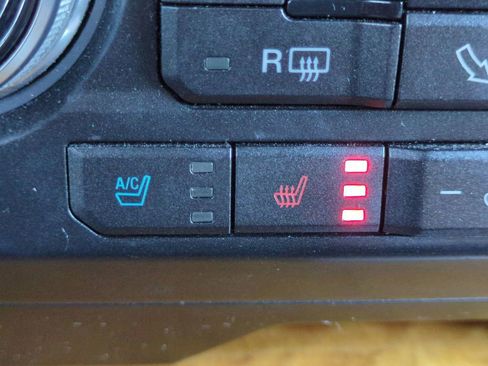 Used 2016 Ford F150 Limited w/ Trailer Tow Package image 24