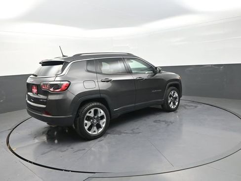 Used 2021 Jeep Compass Limited image 12