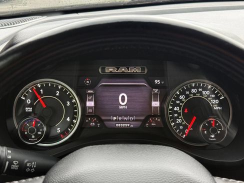 Used 2021 RAM 1500 Big Horn AWD/4WD image 41