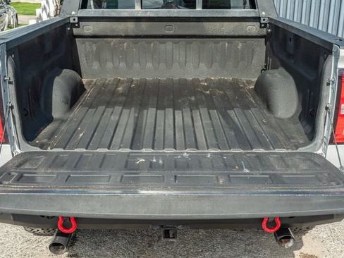 Used 2017 GMC Sierra 1500 SLE w/ SLE Value Package image 14