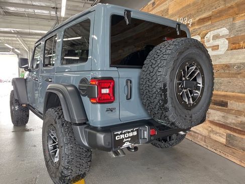 New 2026 Jeep Wrangler Unlimited Rubicon 392 w/ Quick Order Package 27X Moab AWD/4WD image 24