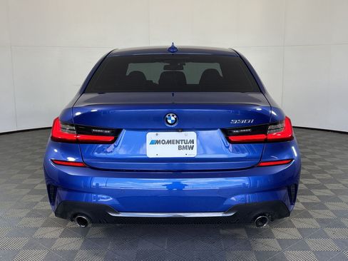 Used 2020 BMW 330i Sedan w/ M Sport Package RWD image 10