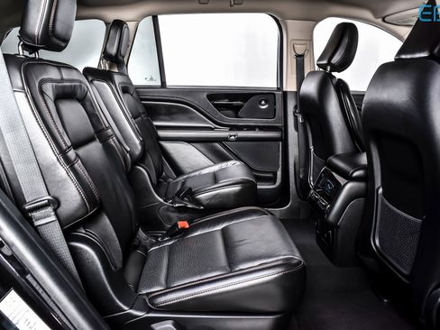 Used 2024 Lincoln Aviator Reserve image 24