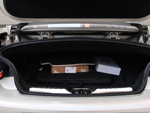 Used 2024 Bentley Continental GT image 32