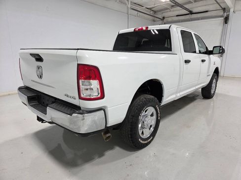 Used 2022 RAM 2500 Tradesman w/ Chrome Appearance Group AWD/4WD image 8