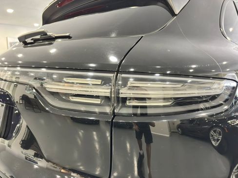 Used 2019 Porsche Cayenne AWD/4WD image 9